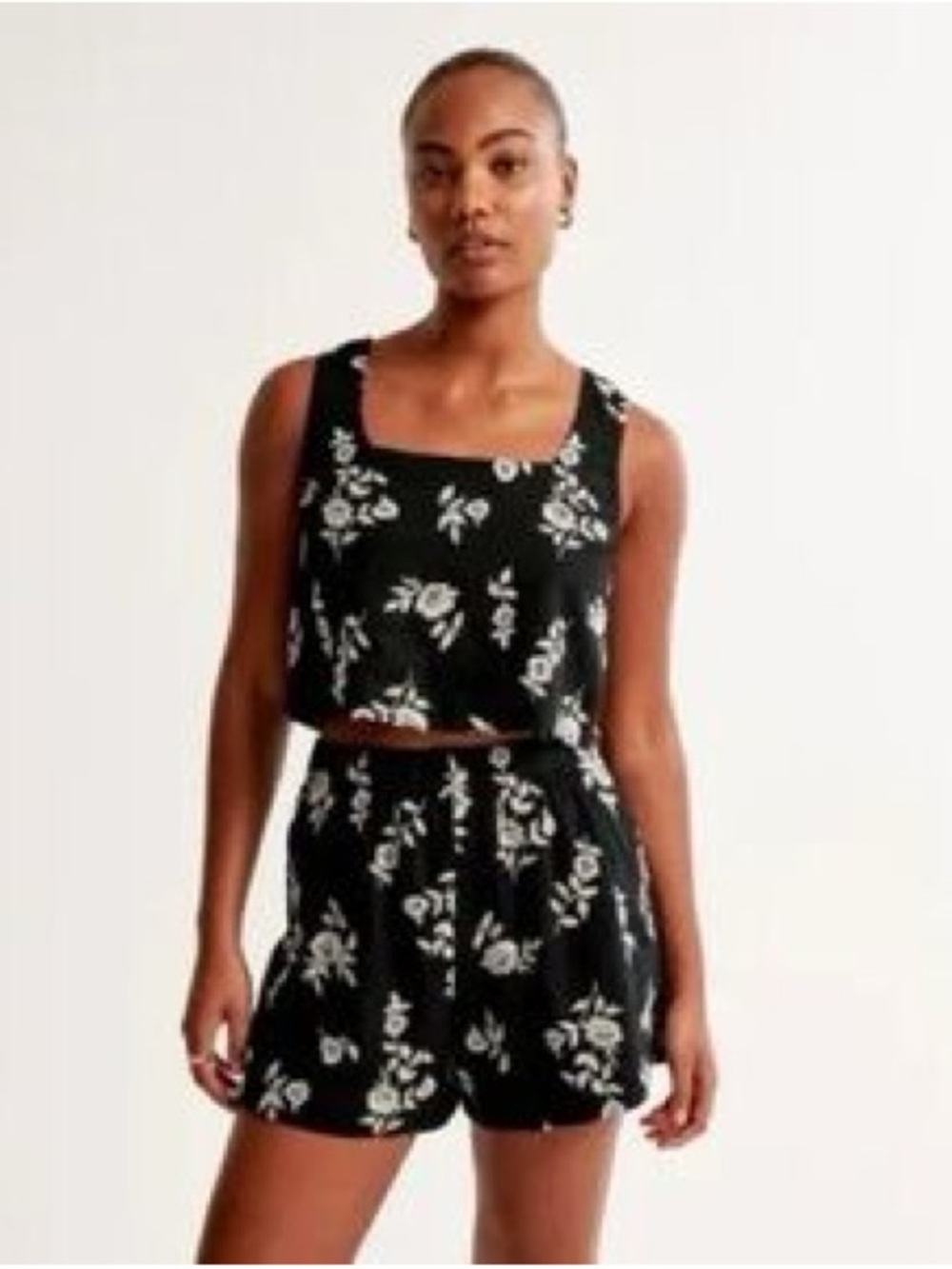 Abercrombie & Fitch Black Floral Women's Shorts